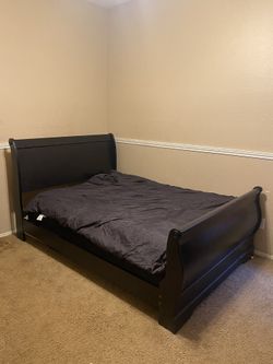 Black Bedroom Set