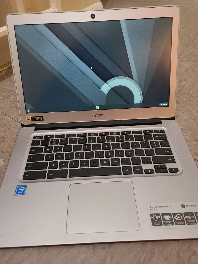 Acer Chromebook 15 (With Charger)
