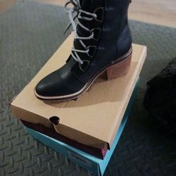 Women's Shoes