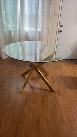 Round Glass Dining Table with Gold Metal Base – Modern & Elegant