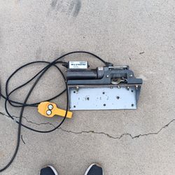 Electric 1500 Lb Winch