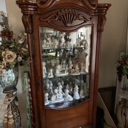 Display Cabinet
