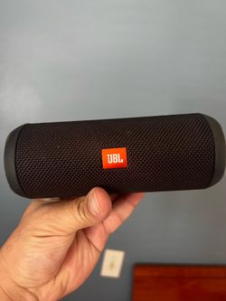 JBL FLIP SPEAKER