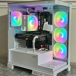 *NEED GONE* White i7 Argb Gaming Pc! Intel I7 CPU, Rx 570, 16 Gb Ram!