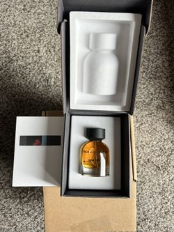 NEW Henry Rose Perfume (Dark Is The Night)