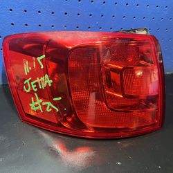 2011 2012 2013 2014 Volkswagen Jetta Drive Side Taillight 