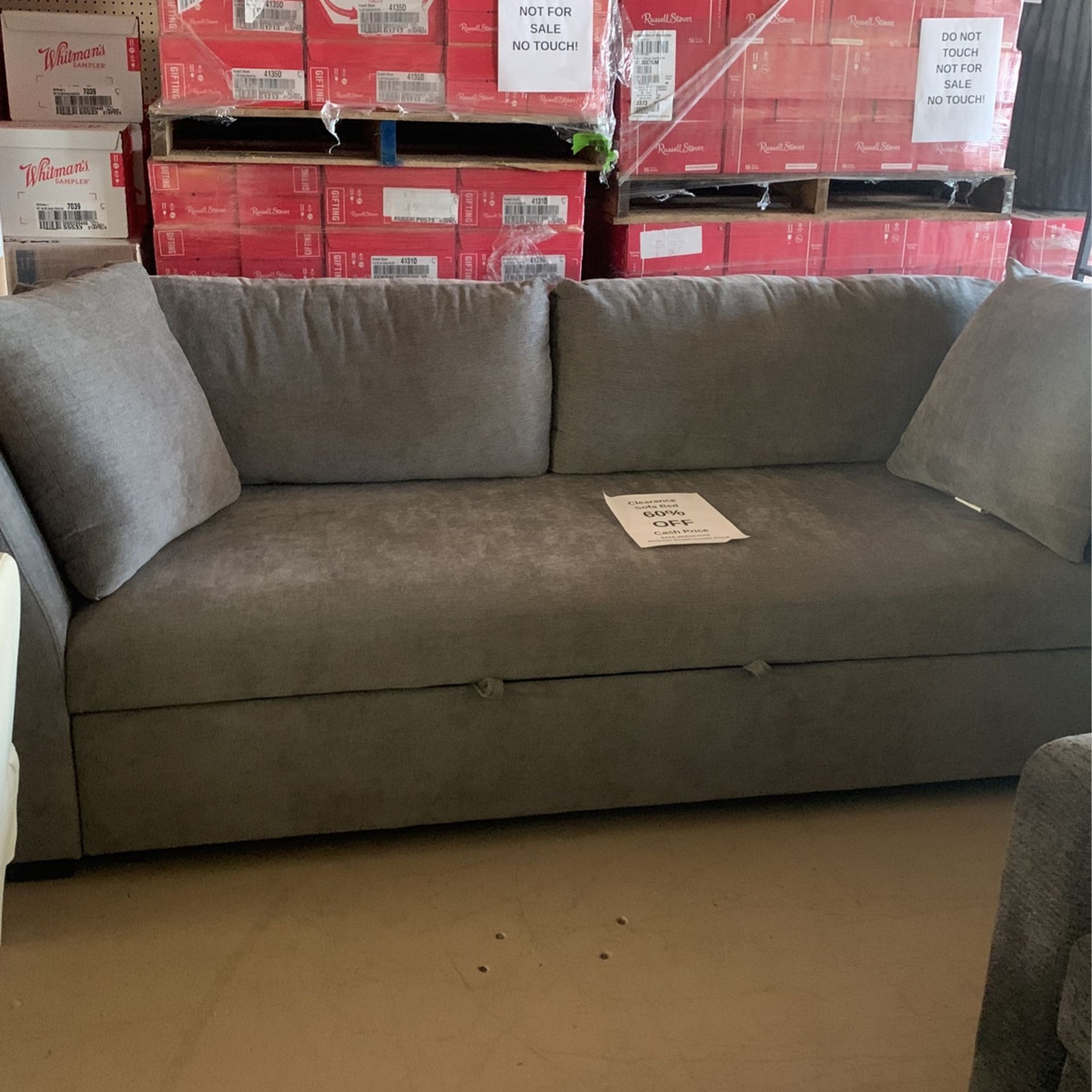Used Great Condition Sleeper Sofa Read Post