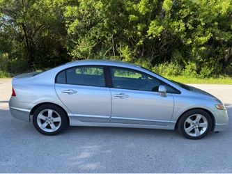 2010 HONDA LX-S 1.8L AUTOMATIC* *ONE OWNER* CLEAN FL TITLE* FINANCING*  *ONLY 125,000 MILES  *ONE OWNER  CLEAN FLORIDA TITLE  SILVER ON GRAY CLOTH  LO
