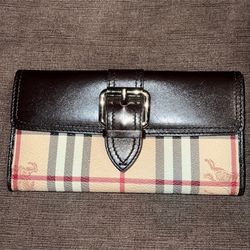 BURBERRY Beige Nova Check PVC Leather Long Bifold Wallet. Have dust cover but not original box. Has minor wear on edges & a few marks on leather - see