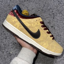 Nike SB Dunk Low