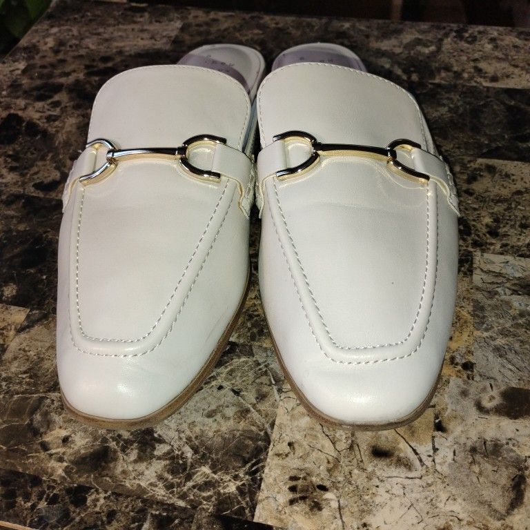 Classic Mule Slip On Shoe Size10