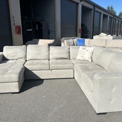 Sectional Couch 