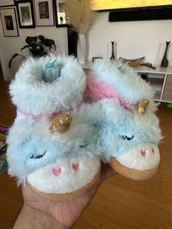 BABYGIRL SLIPPERS 4C
