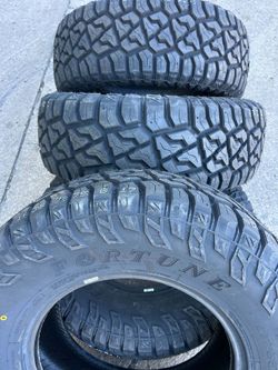 LT 285 70 17 FORTUNE TORMENTA R/T NEW TIRES