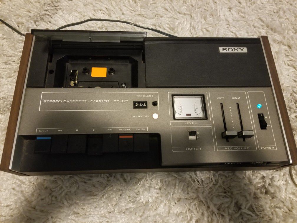 Vintage SONY TC-127 Cassette Player Recorder