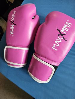 Max MMA Boxing Gloves