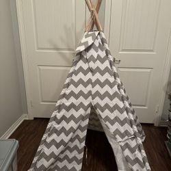Indoor Kid’s Teepee