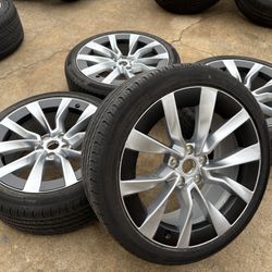 19” 2024 Tesla Model 3 Sport Nova wheels Silver rims continental tires 235/40/19 used tread new tires includes sensors  TPMS