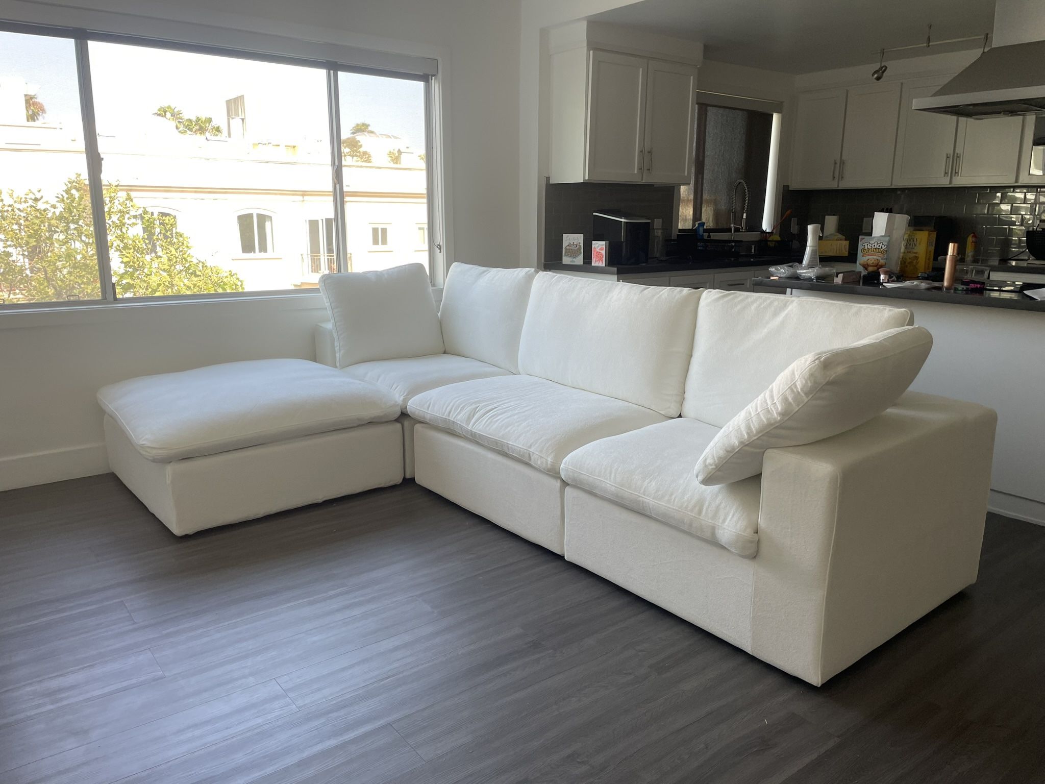 🤍New! White Cloud Sectional Couch