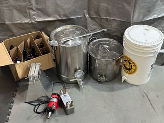 (2) Stainless Brew Kettles, Grain Mill, Wort Pump & Fermenter⁠