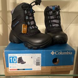 New In Box Columbia Boots