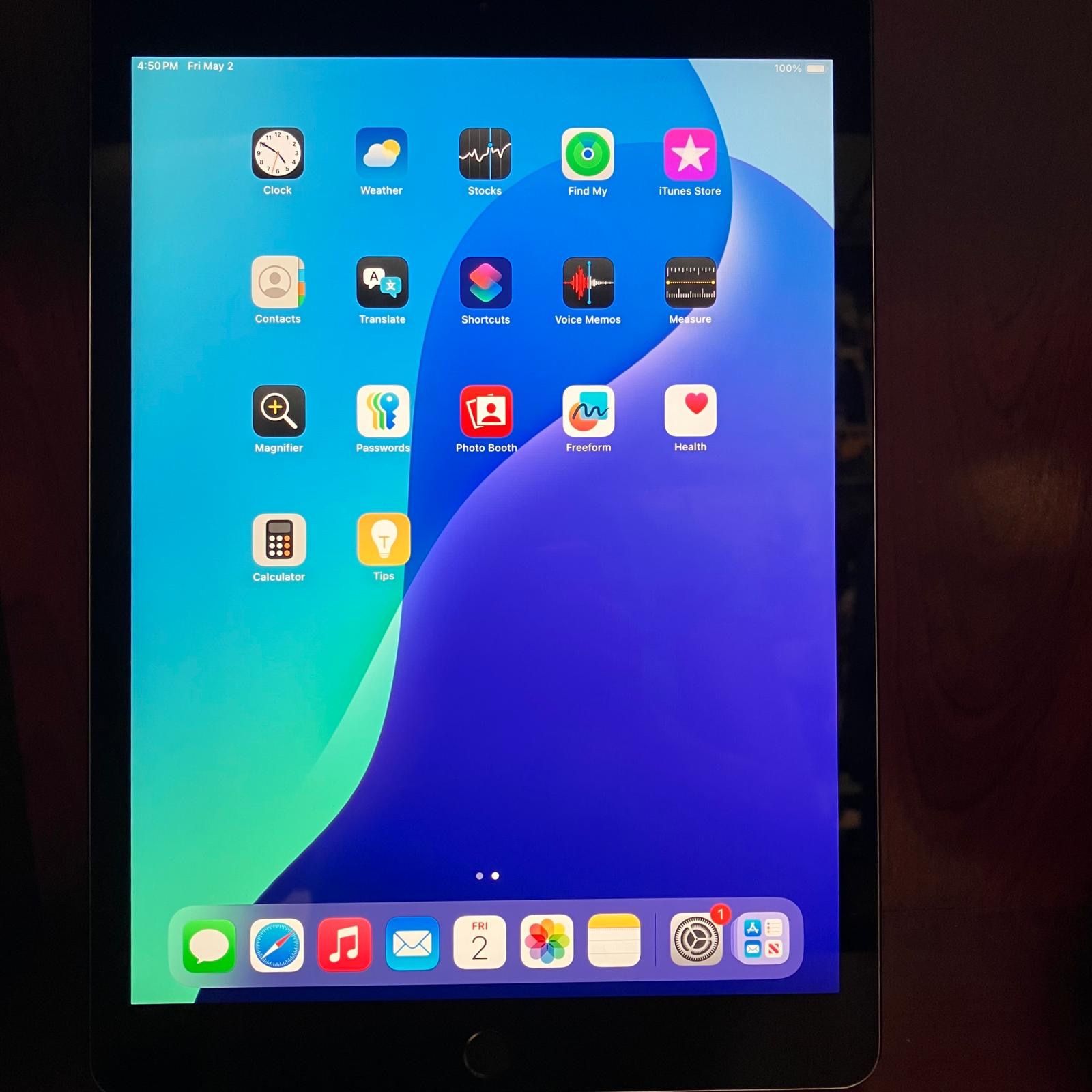 Apple iPad A2270 8th Generation 128GB Wi-Fi 10.2" Space Gray Touchscreen Tablet MYLD2LL/A