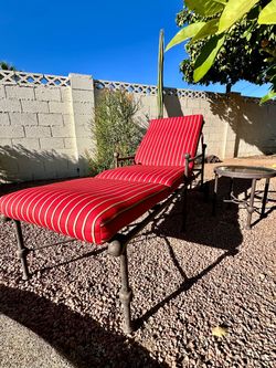 Lounge Chair & Side Table