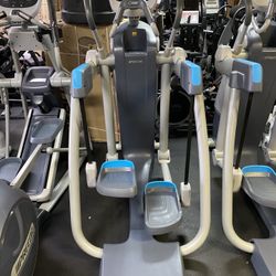 Precor AMT Newer Version 835 with P30 Console Very Good Condition