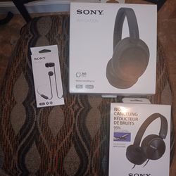 Sony Headphones (Lot)