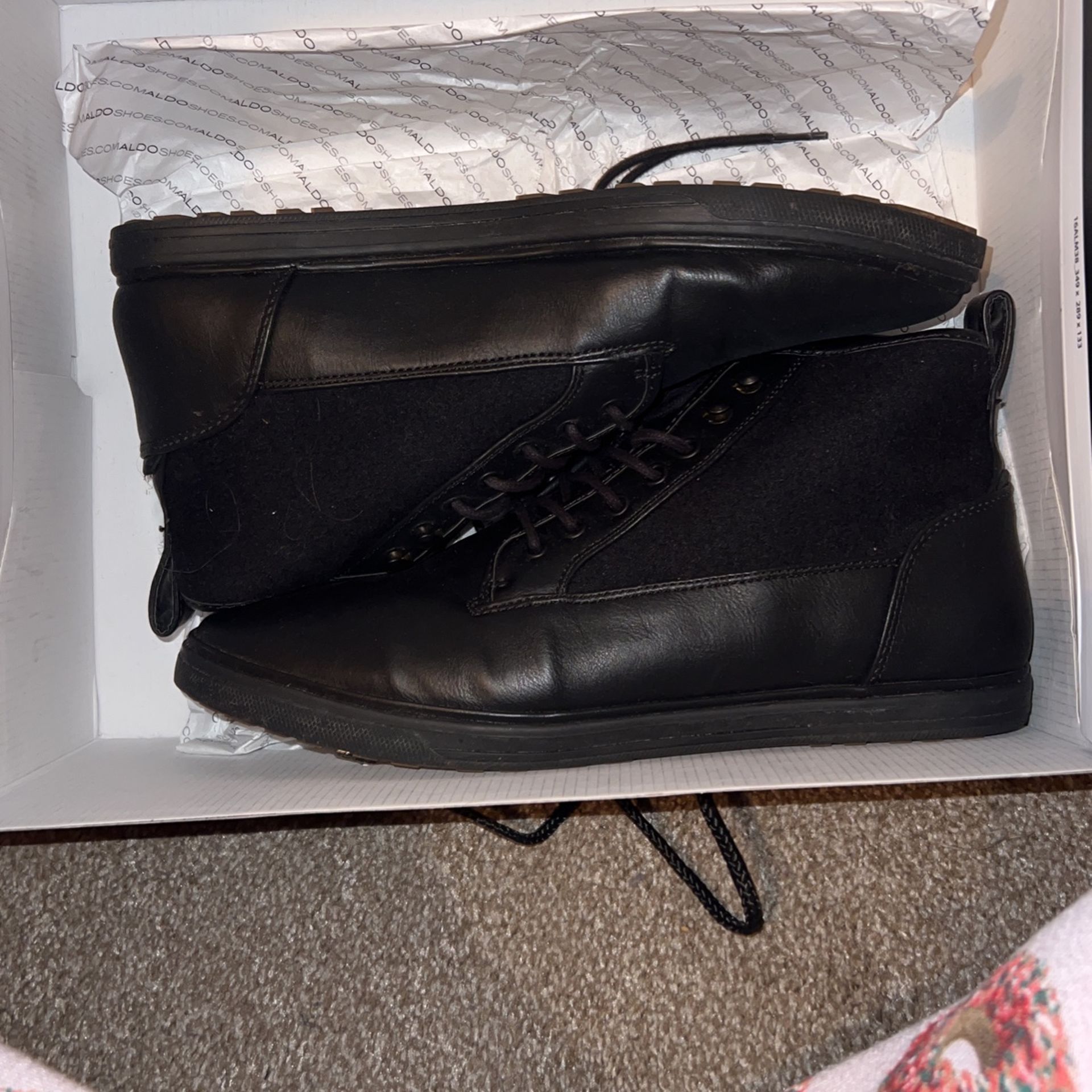 Men Sneaker/ Boots