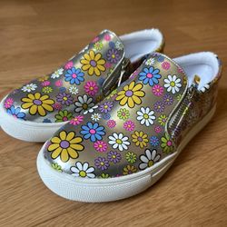 Steve Madden Flower Shoes For Girls Size 4