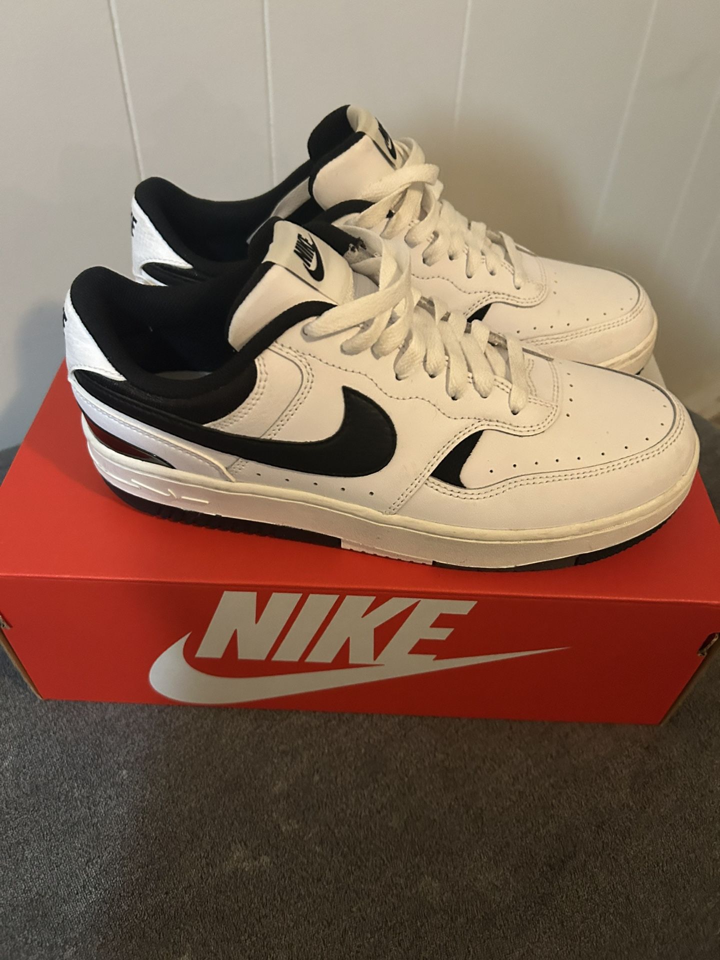 Women’s Nike Gamma Force