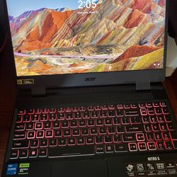 Acer Nitro 5 | RTX 4050