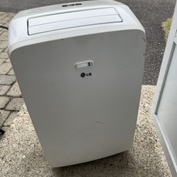 Portátil Air Condition LG White 