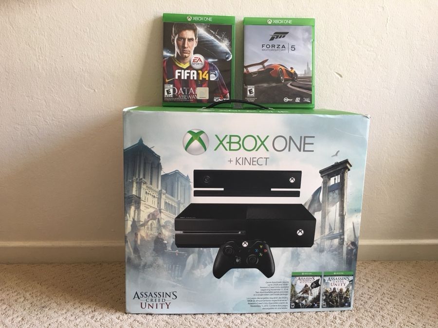 Xbox one with kinect: assassin's creed unity bundle, 500gb hard drive.