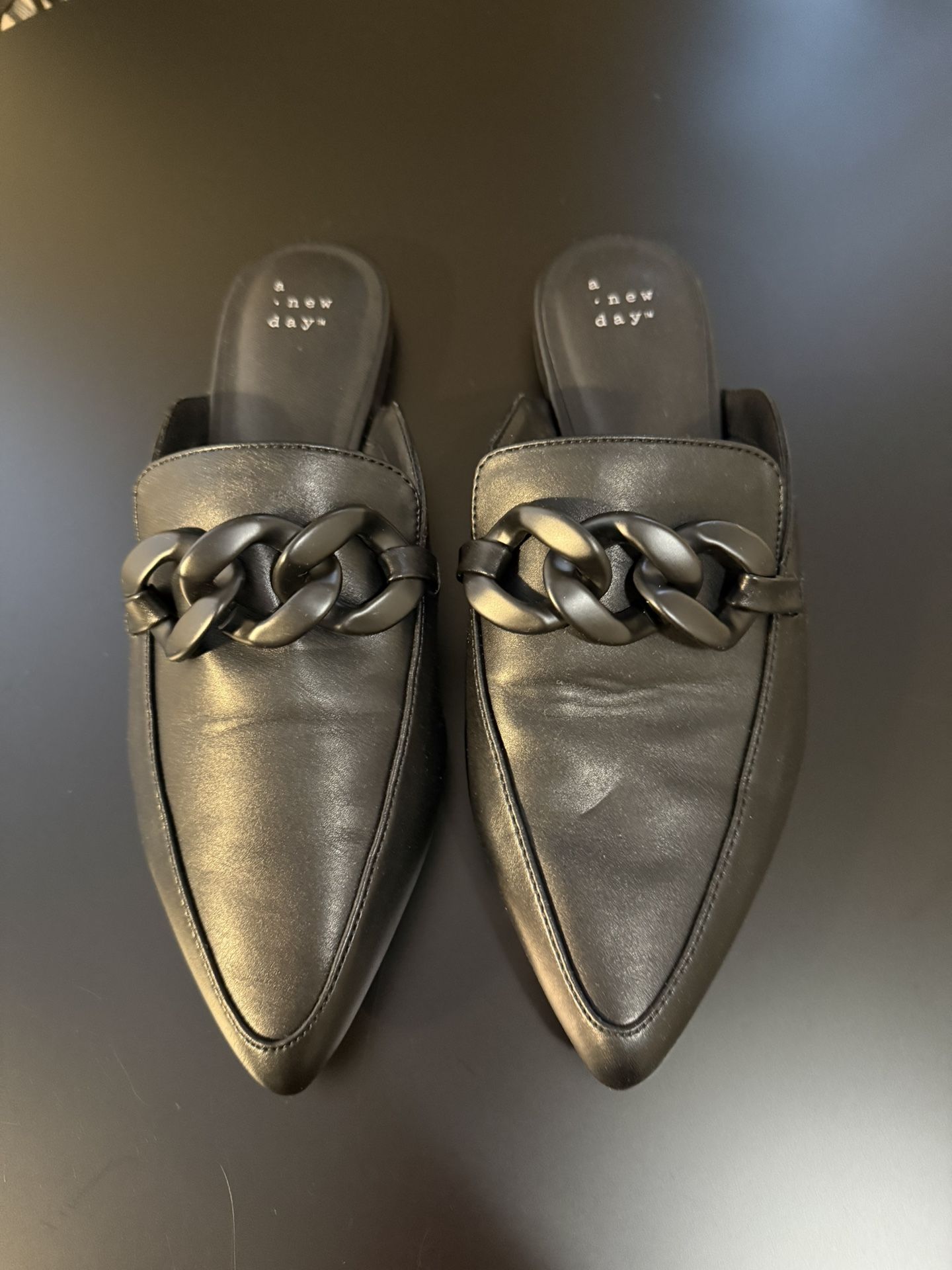 Black Women’s Slip-On Loafers with Chain