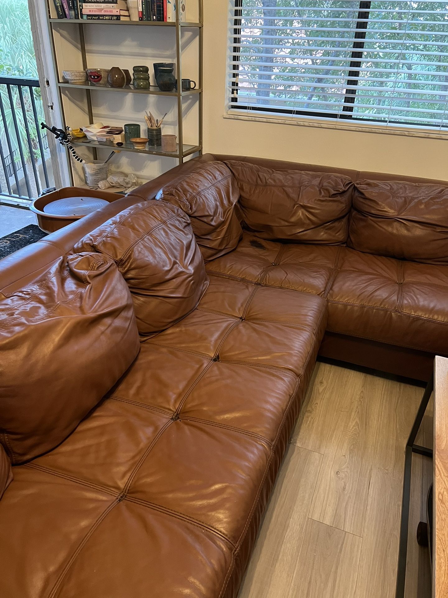 Geniune Leather Sectional Couch/Sofa