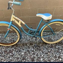 Schwinn beach cruiser