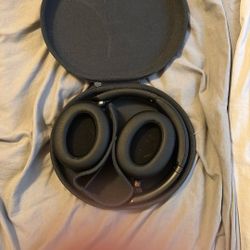 Sony Noise Cancelation Headphones 