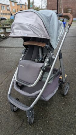 UPPAbaby Cruz Stroller With Piggyback Board