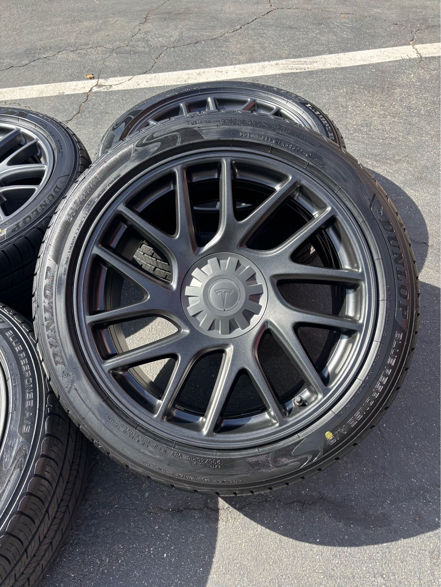 18” oem tesla model 3 factory wheels 18 inch gray rims Tesla 3