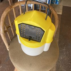 Bait Bucket New $8 .00