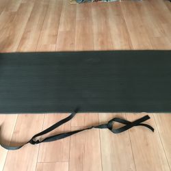 Yoga Mat With Shoulder Belt