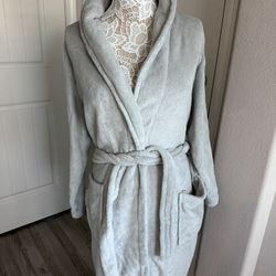 Women’s Plush Robe! (Size OS)