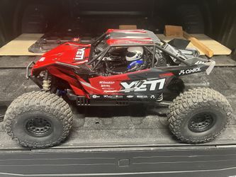 Axial Yeti XL 1/8 Scale 4x4 RC
