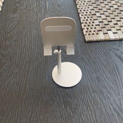 Phone/Tablet Stand