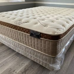 Queen Organic Cloud Edition Europillow Top 12inch Mattress And Boxspring!!