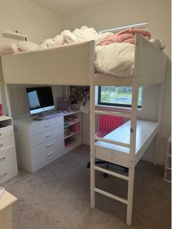 Full Loft Bed with Built-In Desk & Storage – Great Condition!