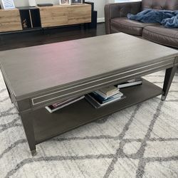 Dara II Coffee And End Table 