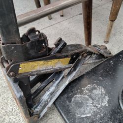 Free Car Jack